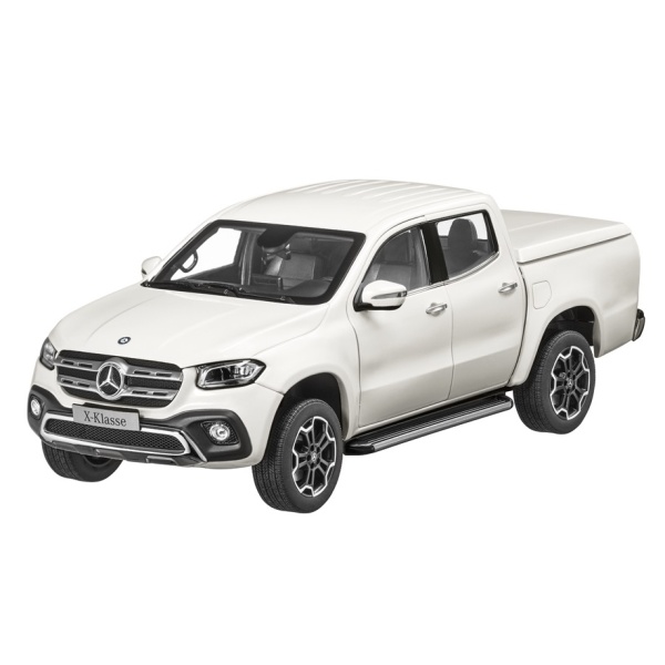 Macheta Oe Mercedes-Benz X-Class 1:18 Alb B66006628